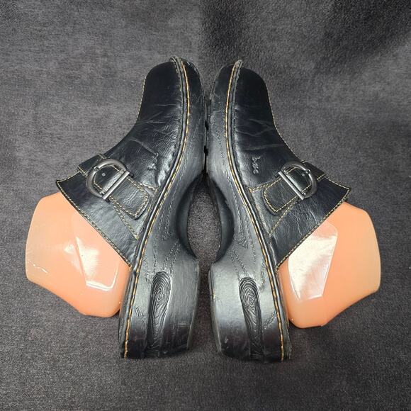 B.O.C. Karley Wedge Black Clog Mules - Picture 5 of 11